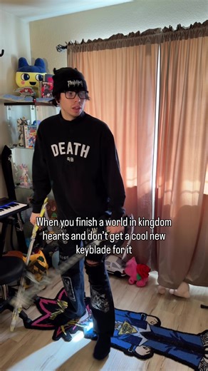 It’s like all that work for nothing bruh 🫩 #kingdomhearts #keyblade #roxas #emo #aura