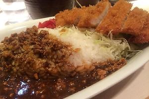 海外「人生で一番うまい！」ミシュランを獲得した日本のカツカレーに外国人が超感動