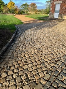 Mixed Grey / Brown Granite Cubes / Setts (Reclaimed)