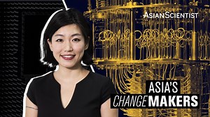 🙌 Question: What is a quantum computer and how is it different from a regular computer (aka classical computer)? ‍‍‍‍‍‍ Quantum computers have the ability to process large amounts of data exponentially faster than their classical counterparts. This processing power allows them to help researchers: ‍‍‍‍‍‍ 🔬 simulate intricate chemical interactions ☀️🌨 forecast notoriously unpredictable weather conditions 📦 decipher complex logistical optimization problems ‍‍‍‍‍‍ How powerful is it? Google's q