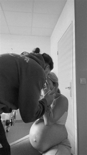 Vidéo d'un accouchement douloureux filmé : Réactions d'une jeune maman