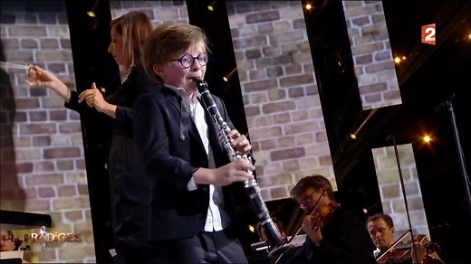 🎶 Un grand bravo à Marin, gagnant de la saison 3 de #Prodiges ! 👏 Revivez sa magnifique prestation à la clarinette, un extrait du film The Mission : "Gabriel’s Oboe" ! Et retrouvez toutes les prestations de nos jeunes finalistes ici ➡ france2.fr/prodiges | Prodiges