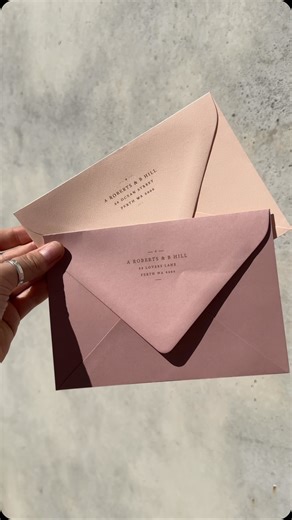 Peterkin Paper & Printery on Instagram: "Digital Gold/Silver and Hot Foil Press…so what’s the difference? ✨ Traditional Hot Foil Press is a process where metallic foil is applied to the surface of the stock using heat and pressure. The block is locked into position on the machine, heated up and then the foil is placed between the block and the surface of the chosen stock to be stamped/pressed. ❤️‍🔥 Digital Gold/Silver/Metallics uses dry toner directly onto paper/card without the need to create 