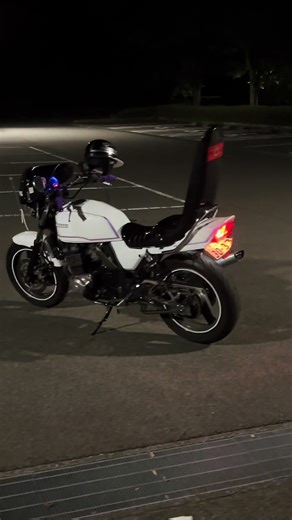 Kawasaki ZRX400の魅力とパフォーマンス