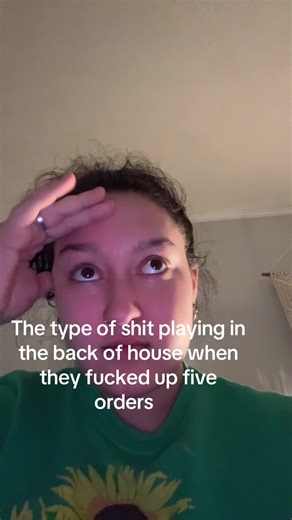 The Chaos of Order Mix-Ups in the Kitchen