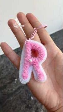 Fuzzy wire letter 'R' tutorial #fuzzywire #crafts #diy #diycrafts