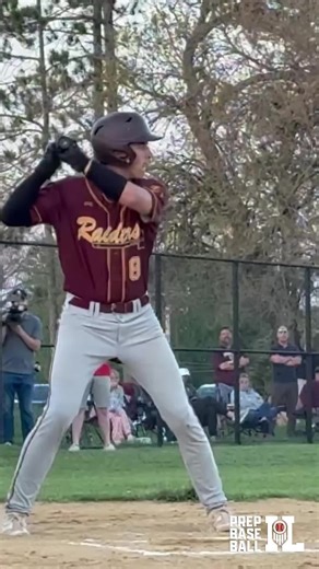 C RJ Duncheon (East Peoria, 2026) continues to show well for our staff with the bat. Easy juice, tallied a HR and hard-hit 2B, also walked twice. Blocked it up behind the plate, commands the game. Illinois State commit. #baseball #athlete #prospect #illinois #fyp