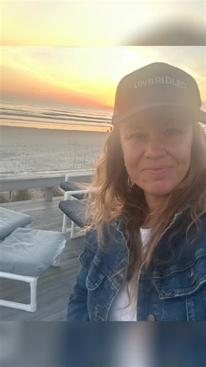 We had a great weekend at our Faith-Based Equine Assisted Learning Leadership Development Certification, where leaders, coaches, and ministry visionaries stepped into a powerful, Christ-centered experiential learning environment. Throughout the weekend, participants engaged in horse-guided activities that strengthened communication, emotional intelligence, and servant leadership skills while deepening their faith and self-awareness. The horses offered honest, real-time feedback that revealed lea