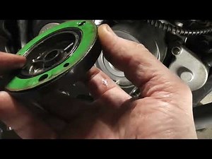 How to replace the engine oil in the Keeway RKS 125?