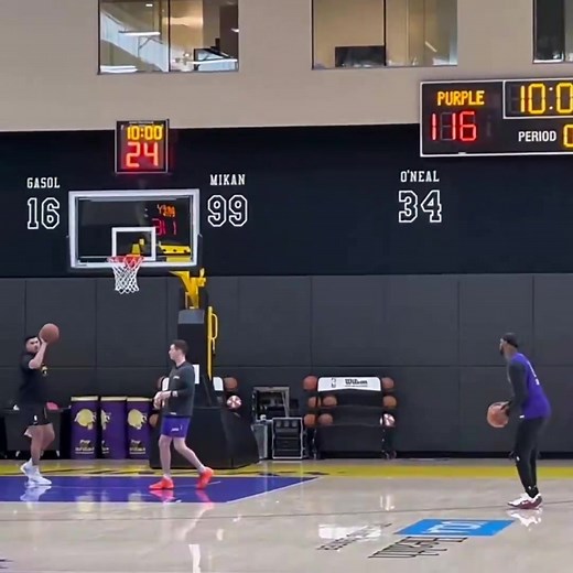 LeBron IS BACK!🔥🔥 | Hoops Central