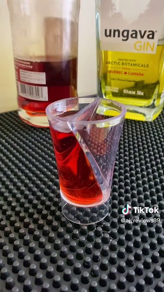 Negroni Shot: One Part Gin for a Bold Cocktail Experience