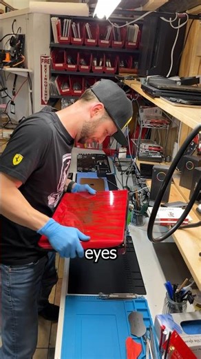 This Toshiba Qosmio #gaming #laptop probably weighs more than your #pc . #technology #shorts