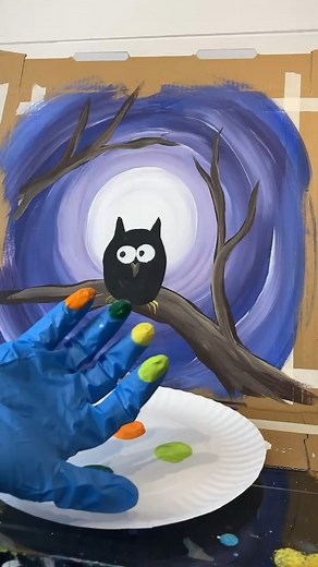 [clip] Kids spooky owl painting (with fingerpaint!) #art #painting #kidspainting #easypainting #howto #artsandcrafts #crafting #acrylicpainting | Emily Seilhamer Art