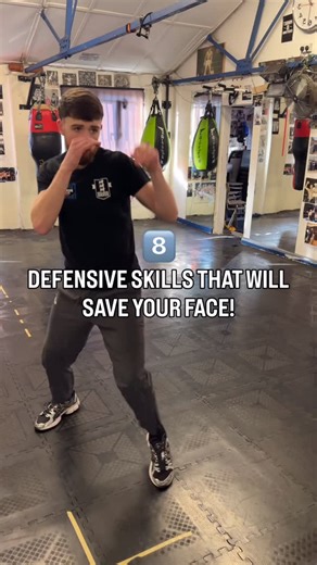 DTBXING on Instagram: "8 Defensive skills that will save you from a beating..⤵️ 1)REAR HAND DEFENCE🛡️ 2)LEAD HAND DEFENCE🤳 3)SLIPPING AND WEAVING🪡 4)UN-TELEGRAPHED ATTACKS 🪄 5)ANGLED ESCAPES📐 6)PULL BACKS⏮️ 7)HAND CONTROLS🕹️ 8)FENCING🤺"
