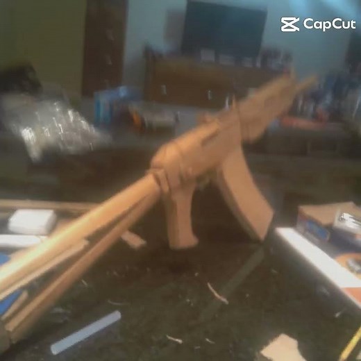 let's see the best gun in Roblox criminality