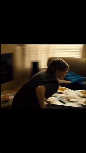 I THINK IM GONNA DIE IN THIS HOUSE....his dad did....#thegoldfinch #borispavlikovsky #boris #theo #foryoupage @Finn Wolfhard