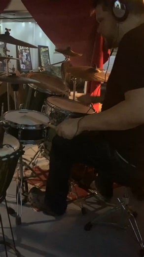 Three tracks. One kit. All feel. In this Toto mini-set, I dive into...