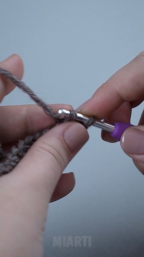 216K views · 3.1K reactions | How to crochet a hat simply - a tutorial for beginners! | Miarti - Crochet and Knitting | Facebook