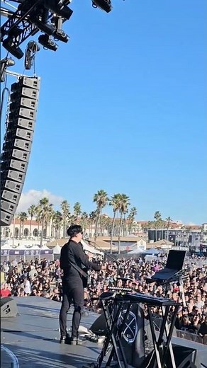 Clan Of Xymox playing at Darker Waves Festival in Southern California.