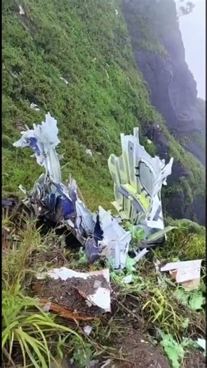 Perkembangan Terkini: Reruntuhan Pesawat ATR 42-500 Ditemukan.