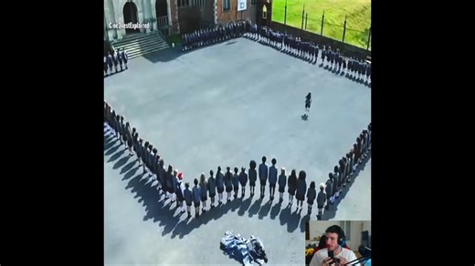 Quand madame la directrice s'est fâchée contre des enfants innocents 😱 #films #filmreview #cinema #movie Music Title: Simulacra Artist: Paul Fowler Link: https://business.facebook.com/sound/collection/?sound_collection_tab=sound_tracks&asset_id=945878313567066&reference=artist_attr | Décoder le Cinéma