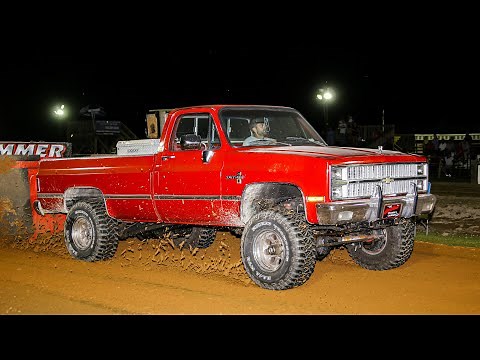 Street Gas 4x4 Trucks at Morgans Corner June 2020