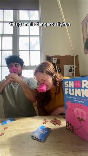 What was bro doing with his hands🤣 #friends #funnygame