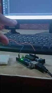 change of light intensity with hand gesture by python coding with Arduino