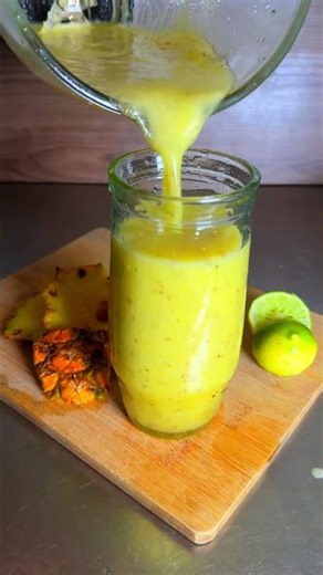 Mix chia seeds with pineapple