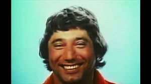 Farrah and New York Jets quarterback Joe Namath co-starred in the most talked-about Super Bowl commercial of 1973. #farrahfawcett | CharliesAngels.com