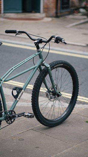 The Woods Cyclery on Instagram: "Marcus’s @stoogecycles Speedbomb is up on the build gallery! Link in bio! Current Stooge Frame stock is as follows.. Speedbomb 2x Grey 1x Rose tinted 1x Blue sky Scrambler 2x 20” blue Rambler 1x 57cm yellow 2x 54cm yellow Next drop is Dirt Trackers! Holla if you want to start the process of a custom build! #stoogecycles #builtbythewoods #thewoodscyclery"