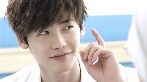 Doctor Stranger Episode 1 - Park Cheol Saves the Leader of the Enemy