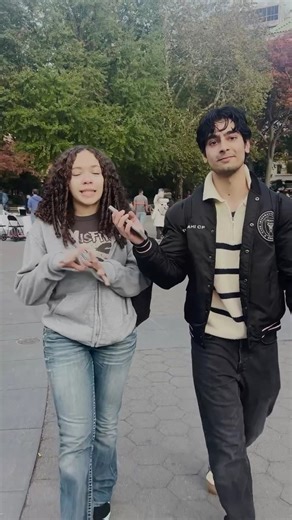 NYU Admissions on Instagram: "Welcome to our new series, NYU Dining Hall Diaries! 💜 Let Jade and Umer take you inside NYU's student dining halls (@nyu_dining) and share some of their favorite eats. First stop is @nyuniversity's Lipton Hall! #nyudining #nycfood #nyustudentlife"