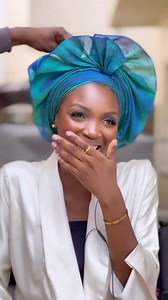 9.3K views · 435 reactions | I Hope you learnt something ???  Say Thank You Raygeleart if you do, for more tutorials 殺殺殺 #raygeleart #gele #geletutorial #howtotiegele | RAYGELEART | Facebook