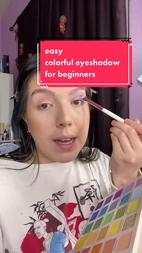 anyone can do this method and have some fun eyeshadow!! try with your favorite colors 🖤 #easymakeup #beginnermakeup #makeuptips @colourpopco