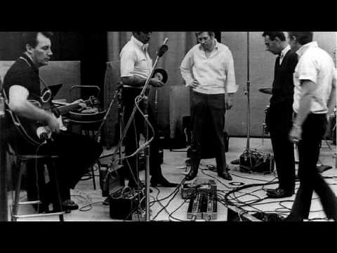 THE VENTURES - Let's go