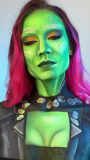 Maquillaje de Gamora 💚 insta: nuria.adraos.makeup