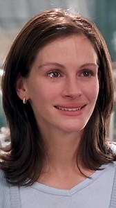 Julia Roberts, everyone. 🎥: Notting Hill | Prime Video
