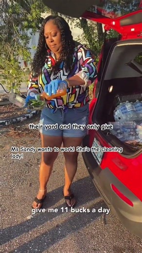 SANDY IS SMART AND CAN CLEAN! #humanity #shorts