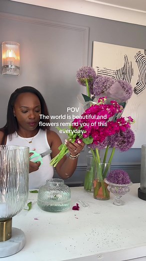 Flowers have a way of making everything better. #flowers #blackgirlluxury #flowershower #blackgirl