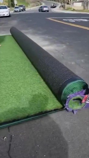 Artificial Grass Install in Southern California. #homeimprovement #yardwork #landscape #artificialturf #homeproject #grasstok