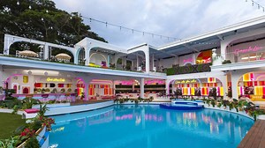 Where is the 'Love Island: USA' season 6 villa located?