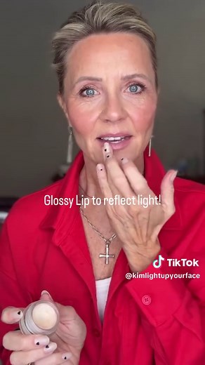 Mastering Fuller Lips Without Fillers: Tips and Techniques