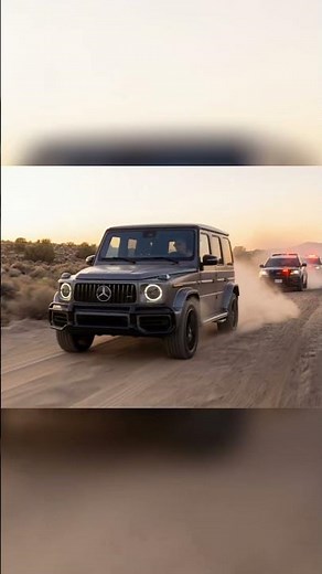Mercedes Outsmarts Cops in Desert Chase #carchase #police #offroad