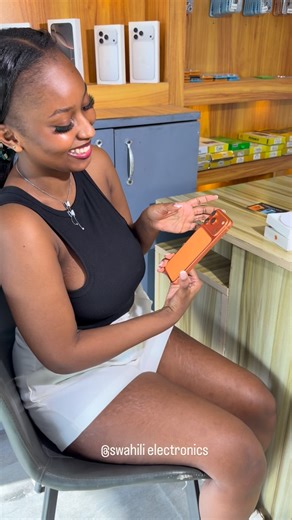 Cee Iphone . on Instagram: "Brand new 17 pro max 256gb — 3,450,000/= new price ⬆️ FREE OFFER 🎁 - free fast charger - free smart watch - free cover - Free protector - Free camera lens - Free delivery ( DAR )🚛 - Free data transfer - Free soft ware updates 📍 SINZA MORI ✅ 2 YEARS WARRANTY 🔥 ☎️+255 676 548 883"