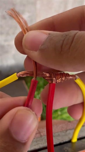 professional wire splice for proper installations#ElectricalWork #WireSplice #ProfessionalStandard