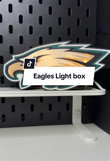 We 3D printed this Eagles light box with you guys last night on LIVE! If you were in the LIVE when this printed, say 👋 #philadelphiaeagles #eaglesfootball #3dprinted #eaglesnation #gobirds