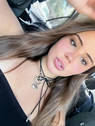 Videos de Alma Ubillos (@almaubillos) con “sonido original - azlxrs”