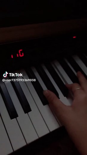 데이 바이 데이 피아노 연주 및 악보