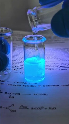 Luminescent Complexation of Zinc Ions ✨️ #laboratory #foryou #ochem